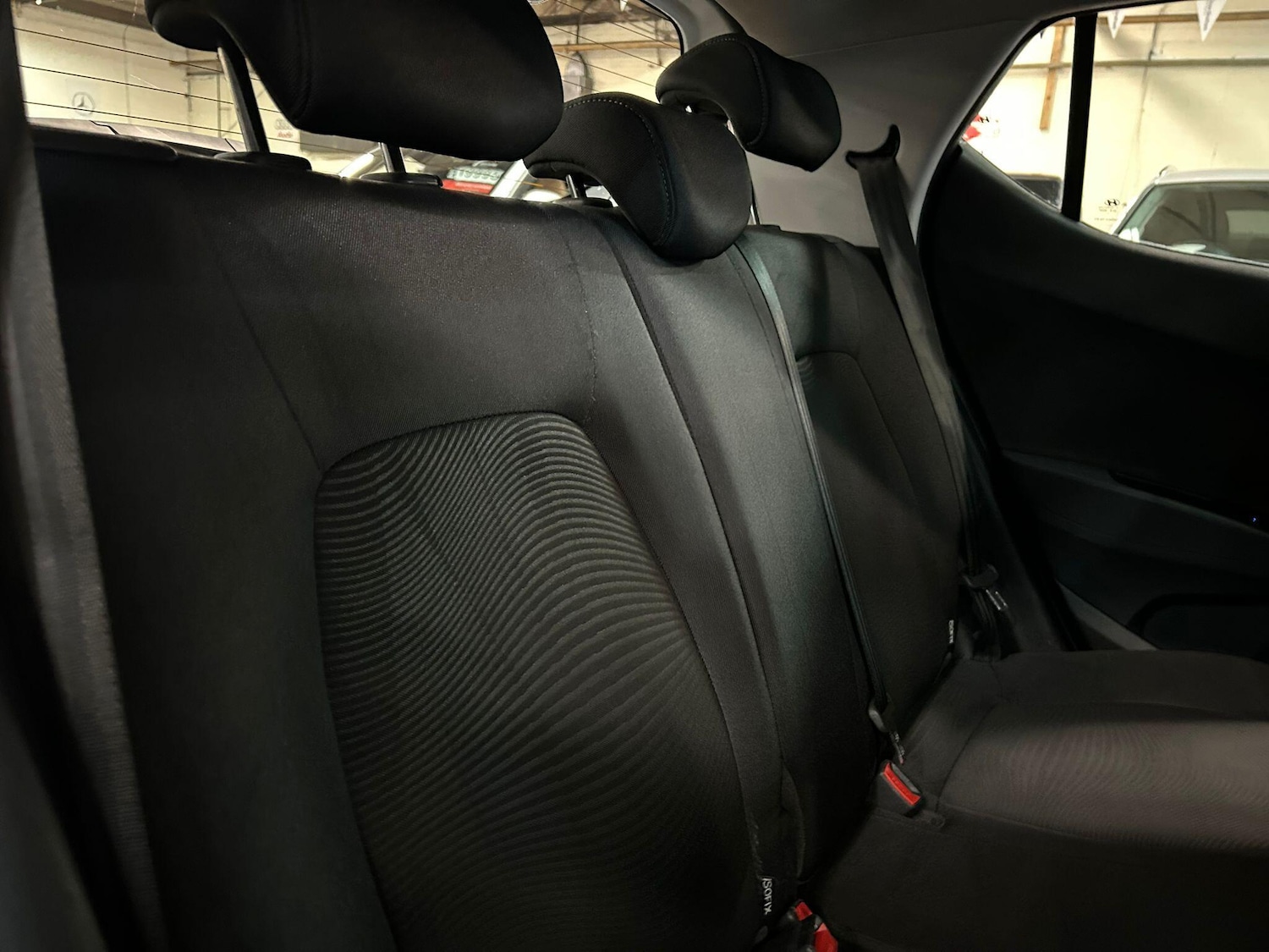 Used Hyundai i10 2017 for sale - 77909013: Photo 16