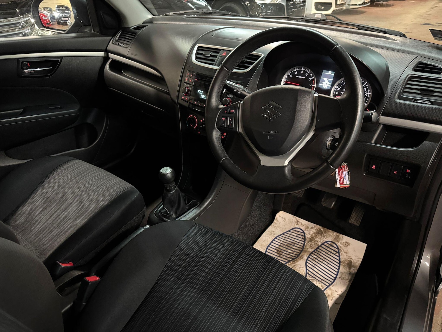 Used Suzuki Swift 2015 for sale - 77625139: Photo 11