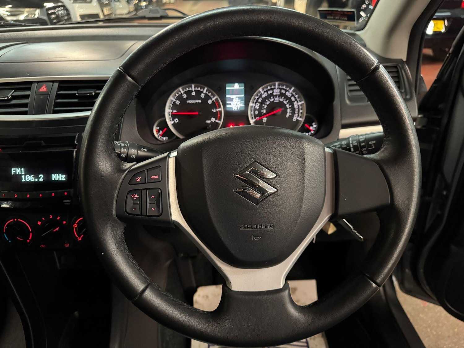 Used Suzuki Swift 2015 for sale - 77625139: Photo 20