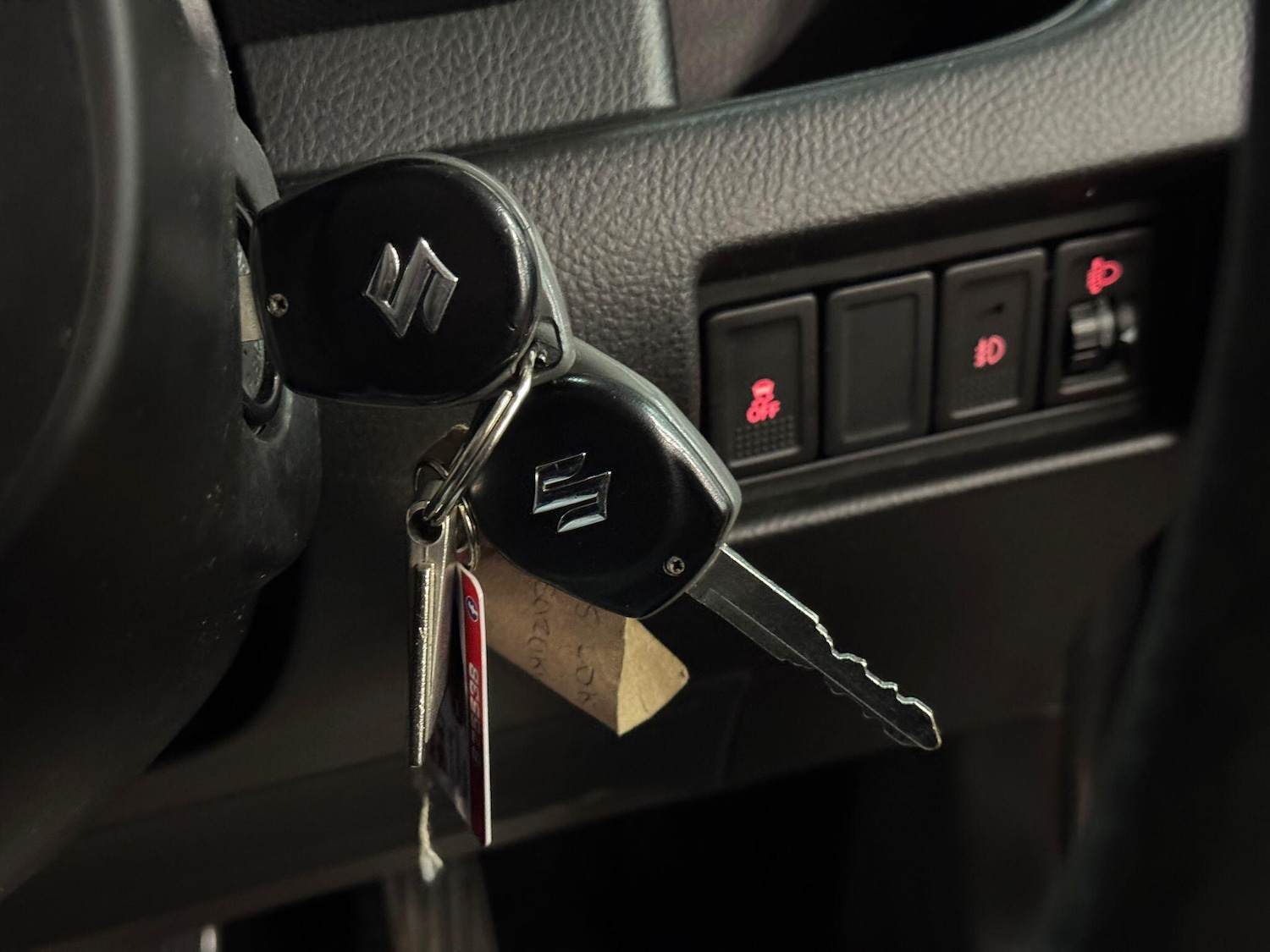 Used Suzuki Swift 2015 for sale - 77625139: Photo 22