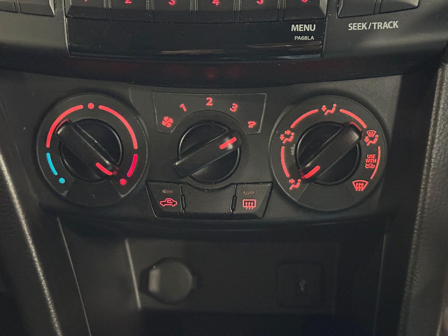 Used Suzuki Swift 2015 for sale - 77625139: Photo 26