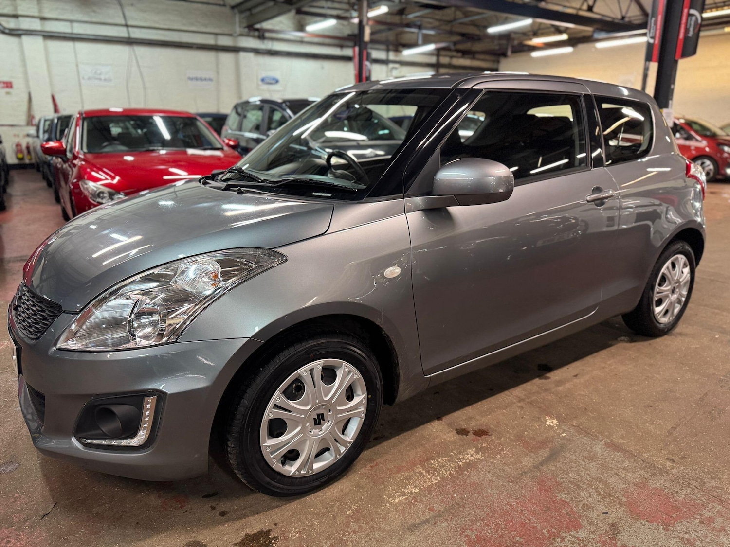 Used Suzuki Swift 2015 for sale - 77625139: Photo 3