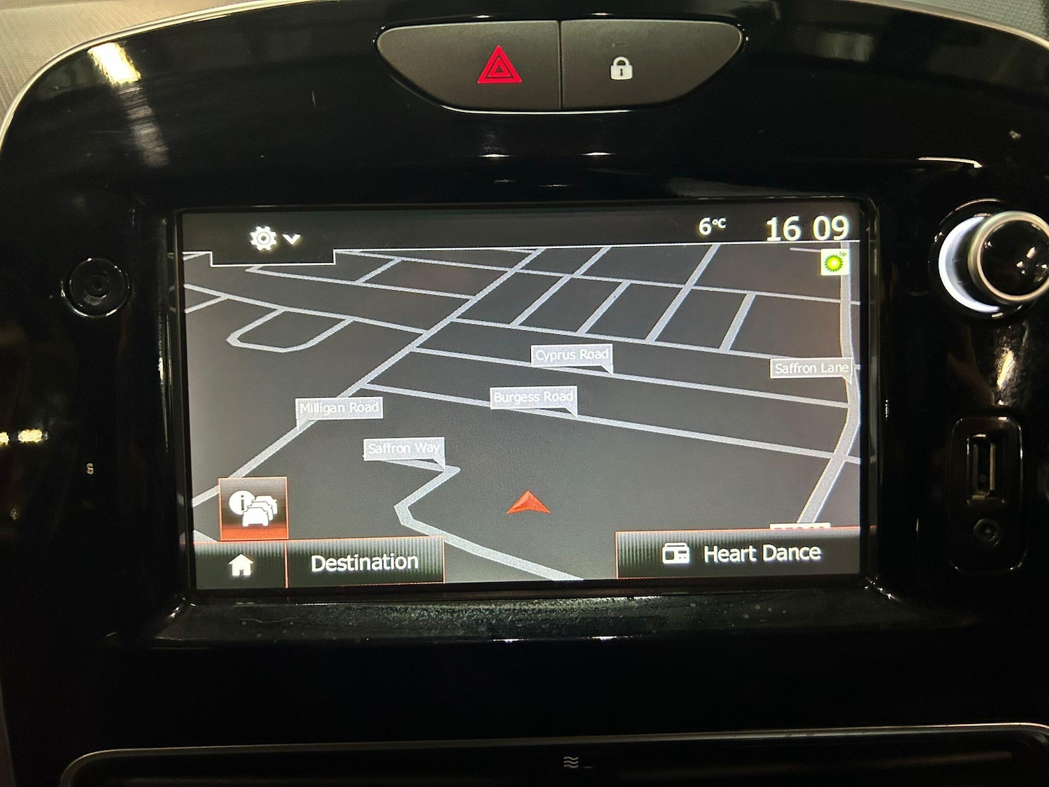 Used Renault Clio for sale - 77824495: Photo 27