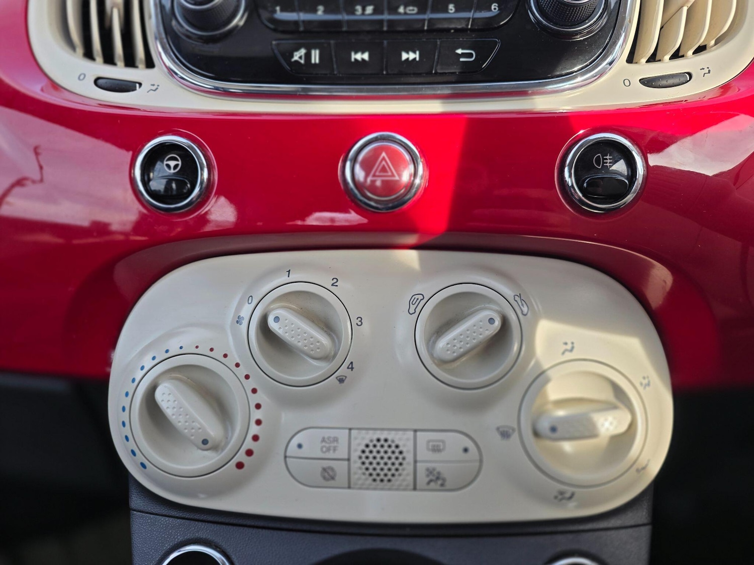 Used Fiat 500 2016 for sale - 78141376: Photo 19