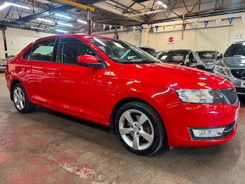Used Skoda Rapid 2014 for sale - 79361625: Photo
