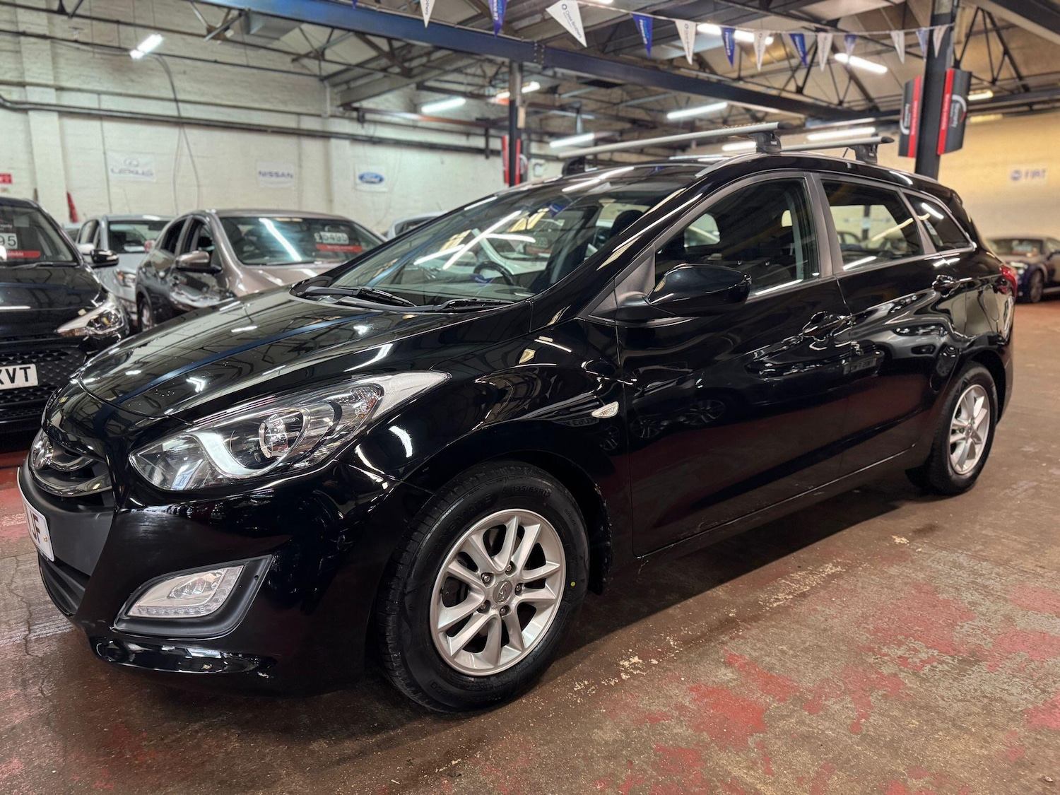 Used Hyundai i30 2014 for sale - 77175455: Photo 3