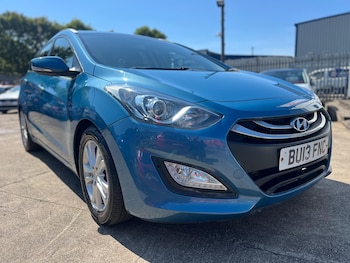 2013 (13) - 1.6 CRDi Blue Drive Style Nav Tourer Euro 5 (s/s) 5dr