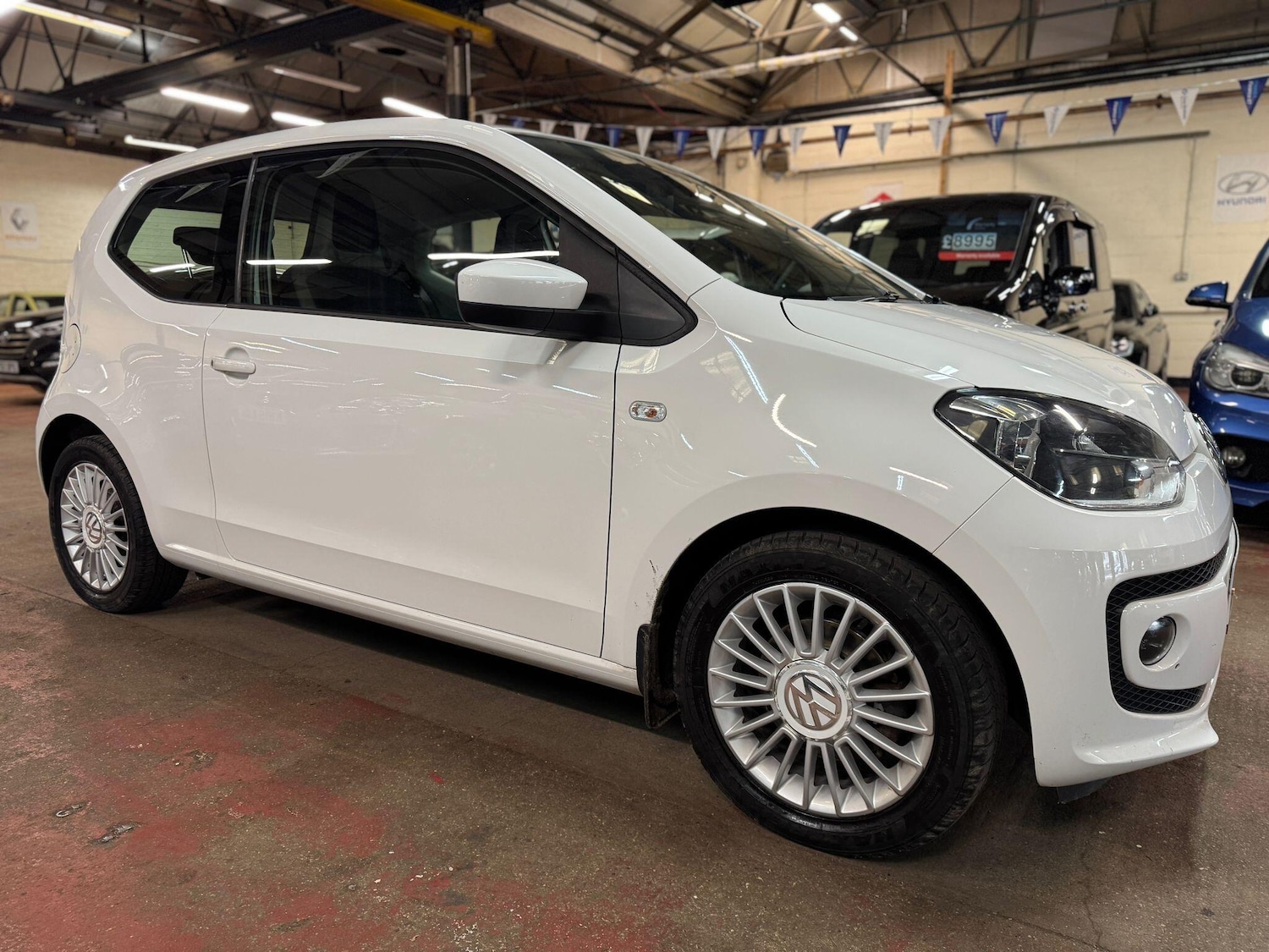 Used Volkswagen up! 2013 for sale - 77723627: Photo 1