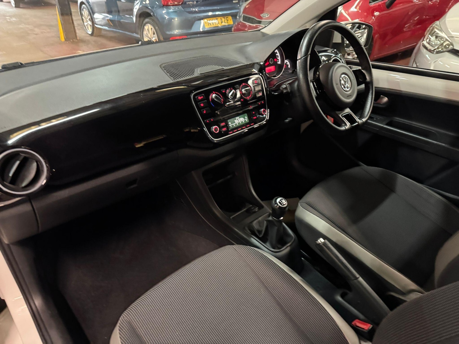 Used Volkswagen up! 2013 for sale - 77723627: Photo 16