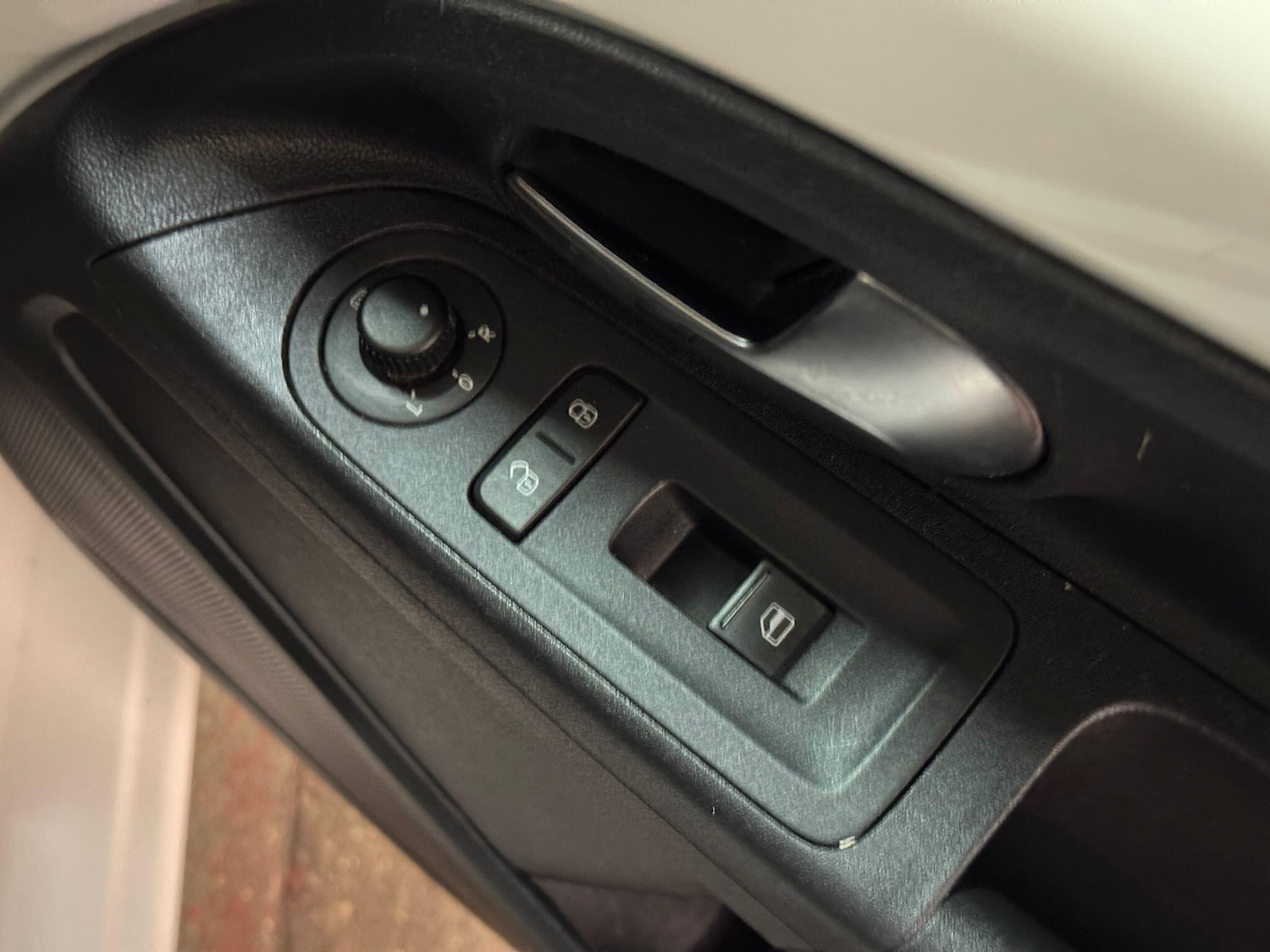 Used Volkswagen up! 2013 for sale - 77723627: Photo 22