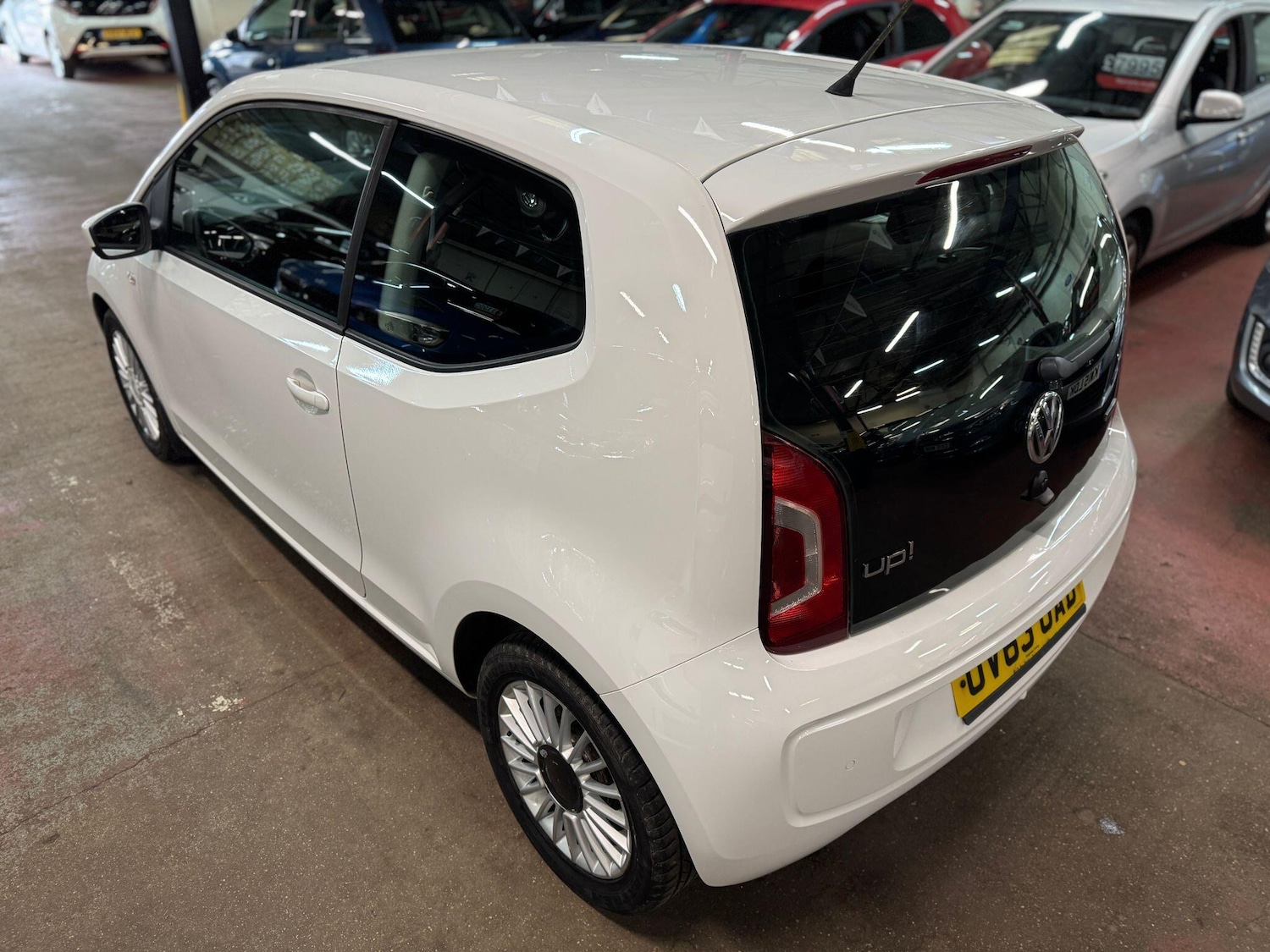 Used Volkswagen up! 2013 for sale - 77723627: Photo 8