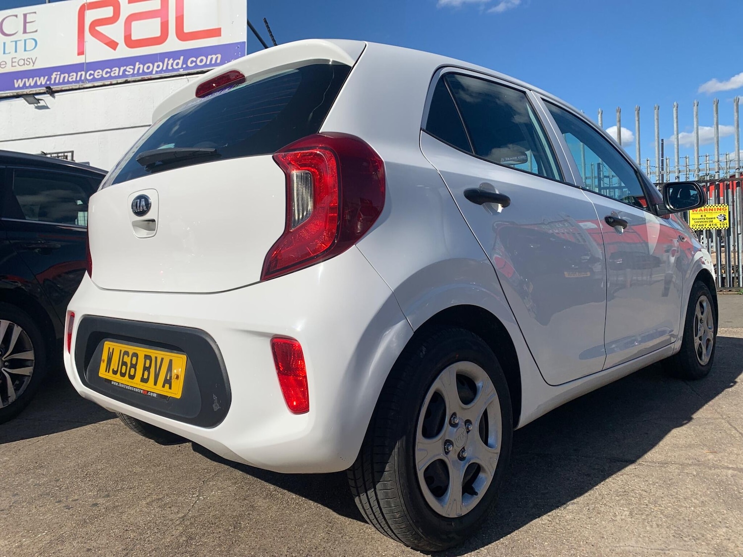 Used Kia Picanto 2018 for sale - 76026686: Photo 5