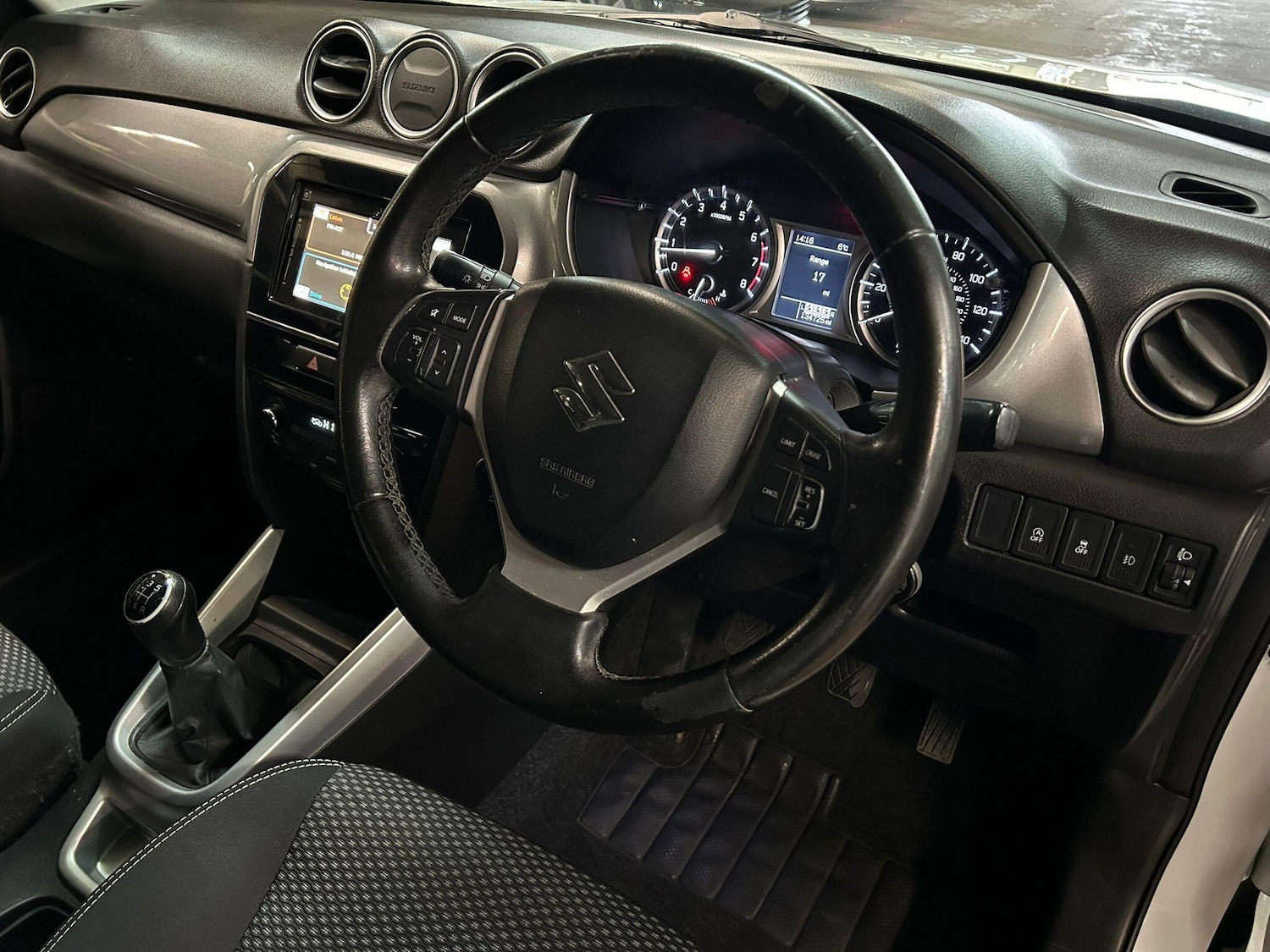 Used Suzuki Vitara 2017 for sale - 77799180: Photo 9