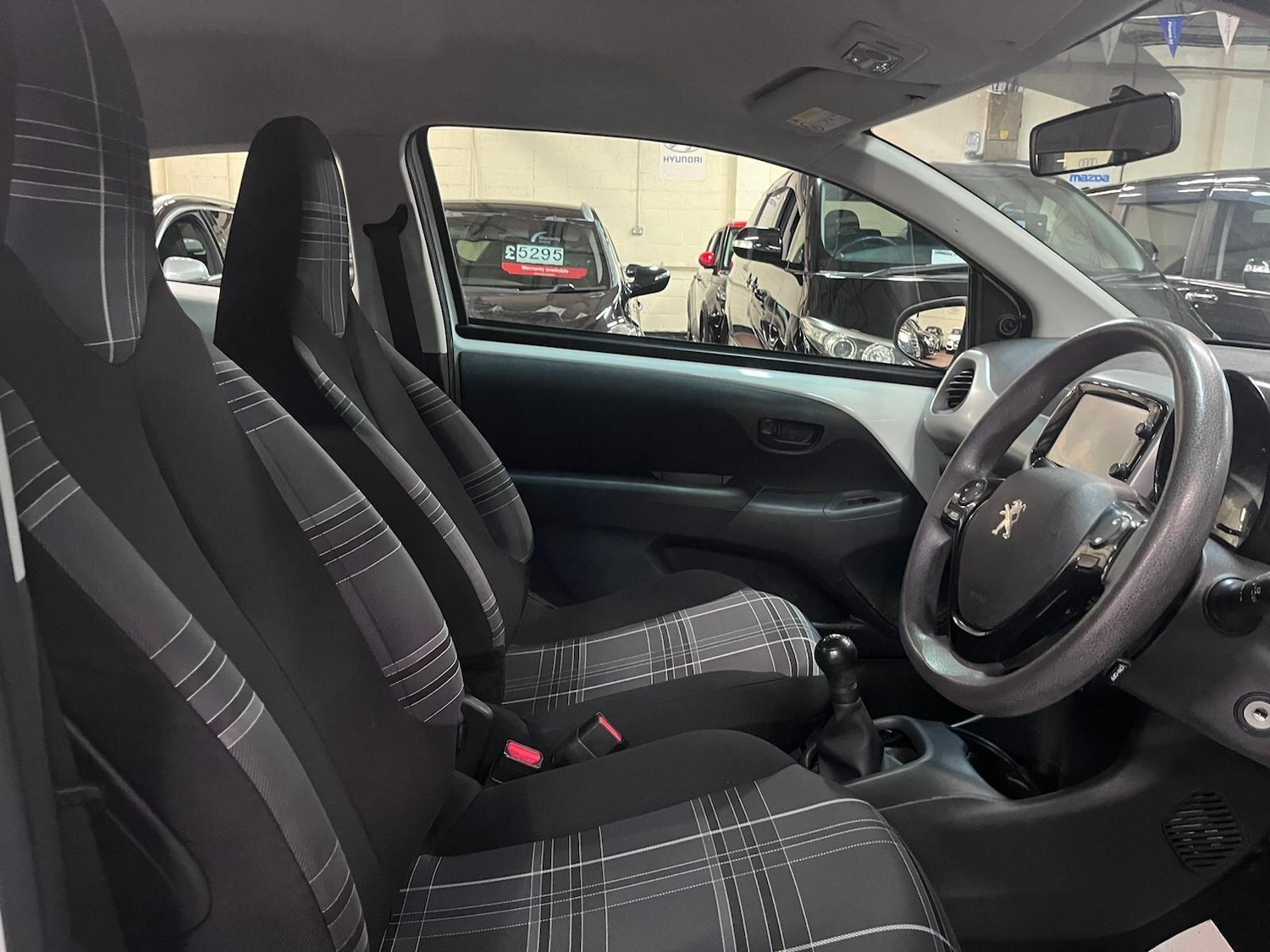 Used Peugeot 108 2017 for sale - 77320288: Photo 14