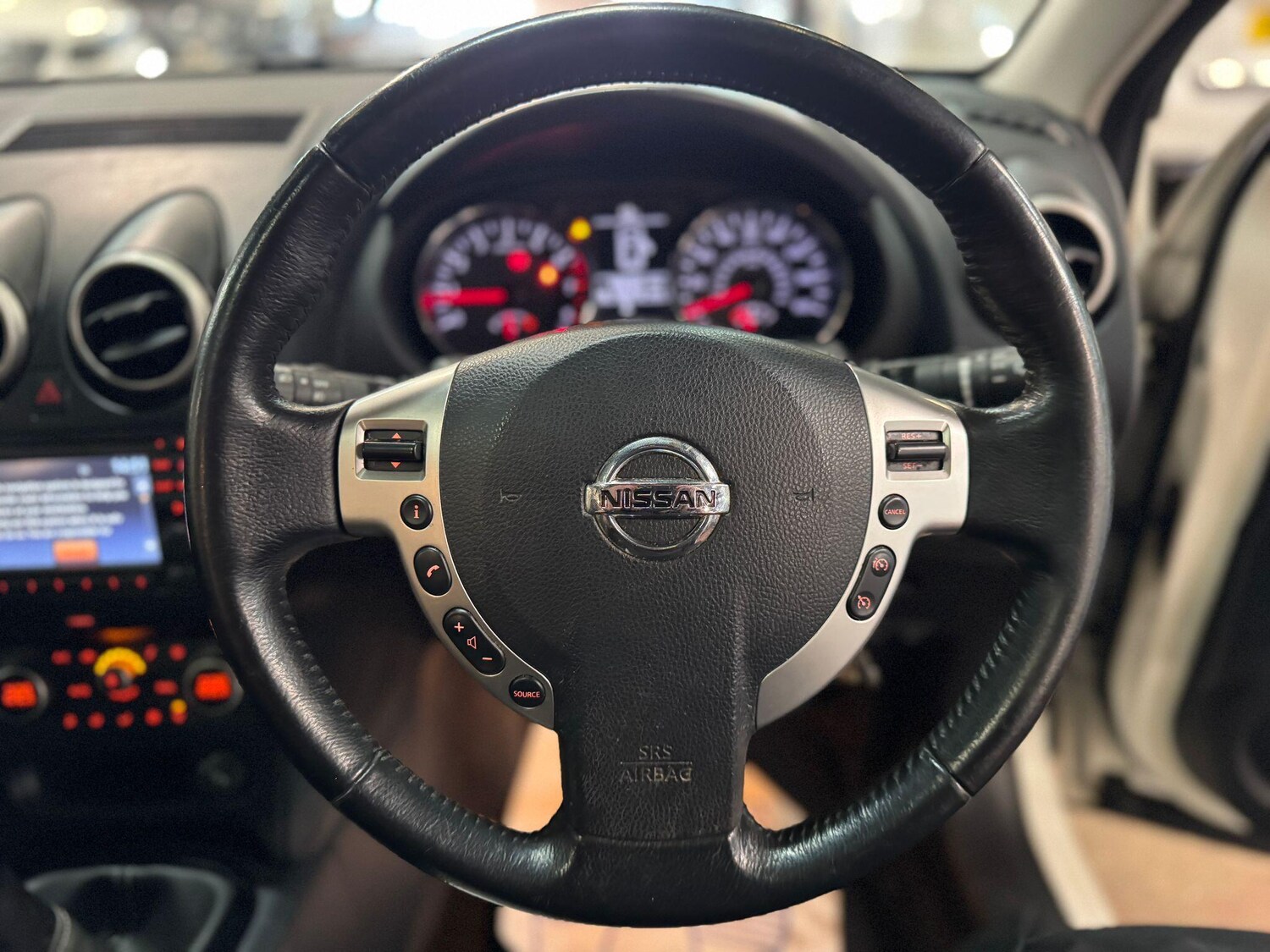 Used Nissan Qashqai for sale - 77982588: Photo 17