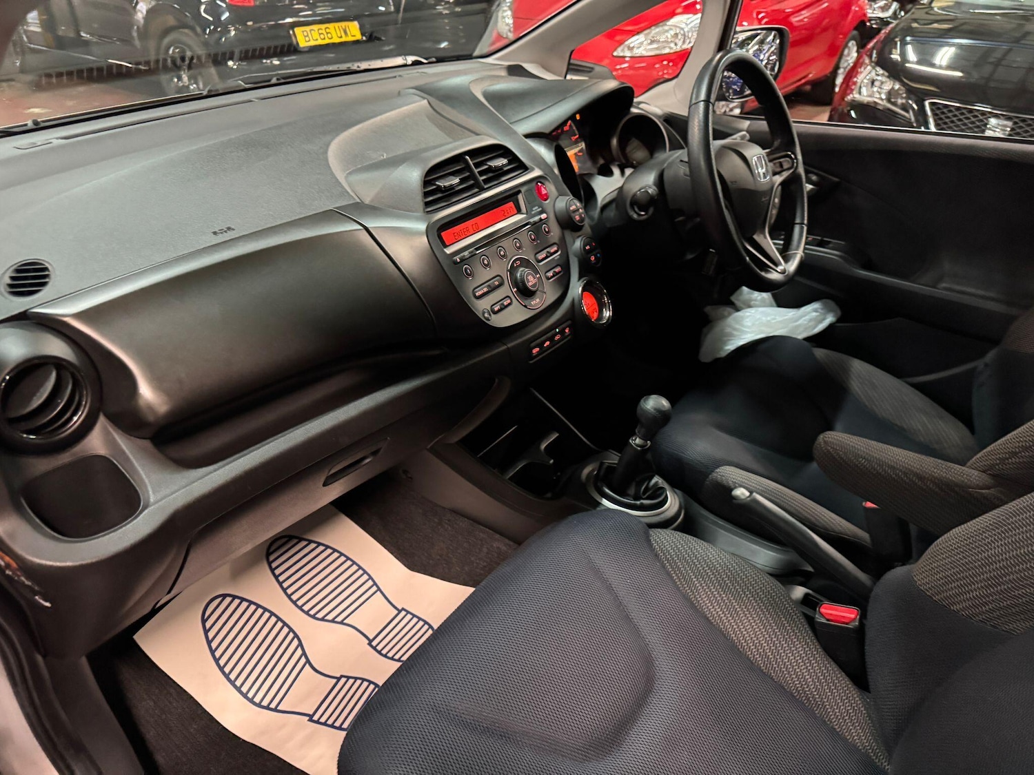 Used Honda Jazz 2015 for sale - 77575371: Photo 15