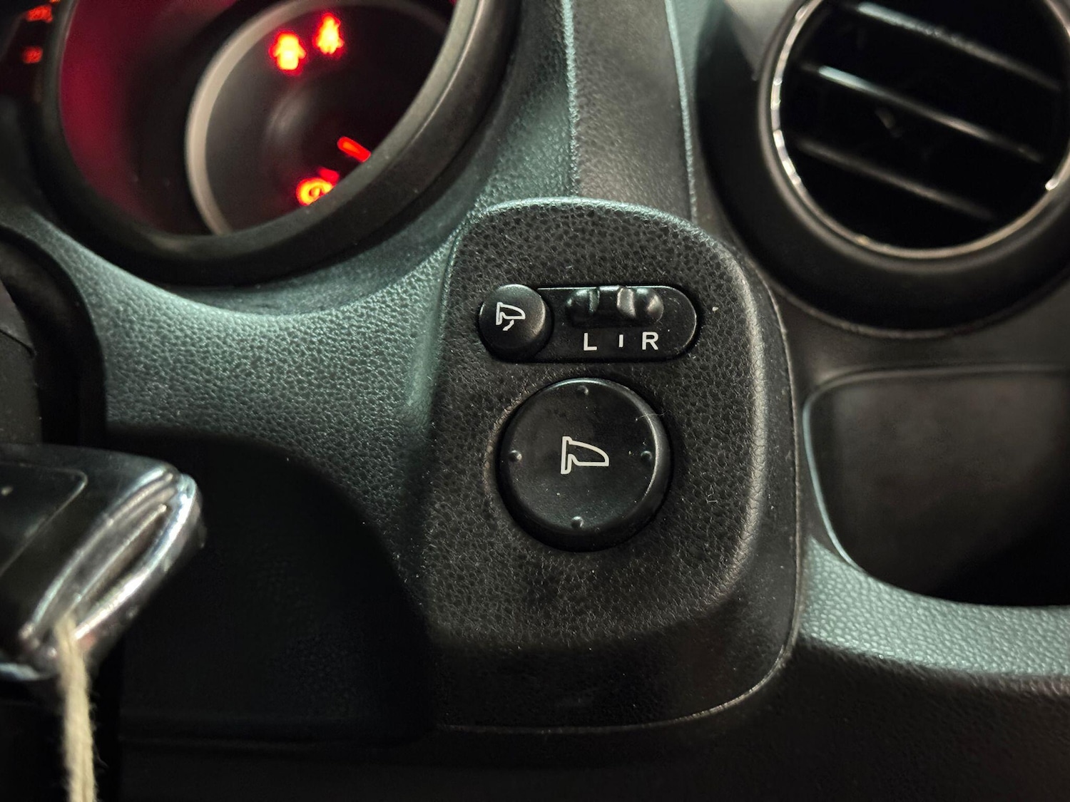 Used Honda Jazz 2015 for sale - 77575371: Photo 30