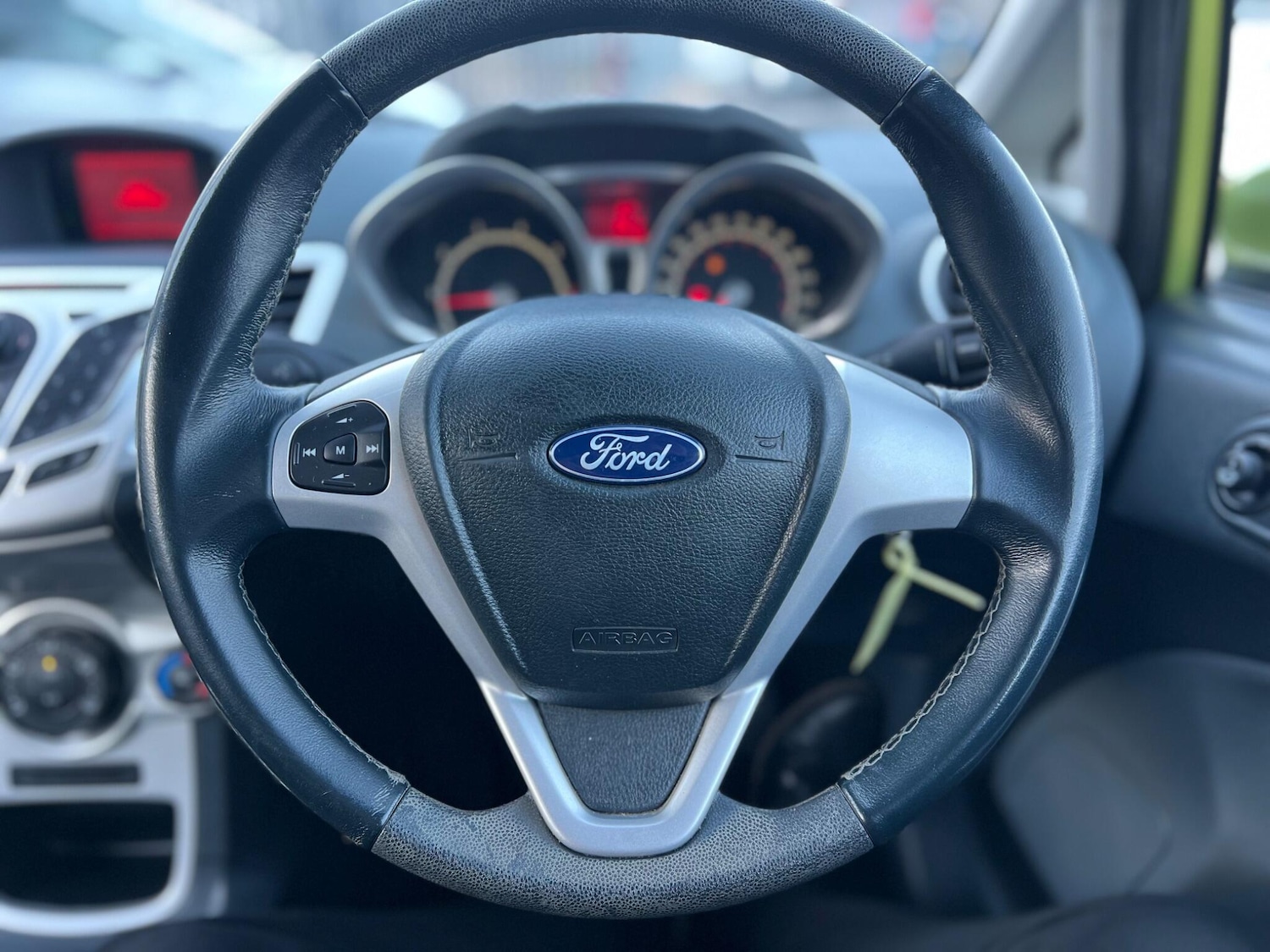 Used Ford Fiesta 2010 for sale - 76389010: Photo 12