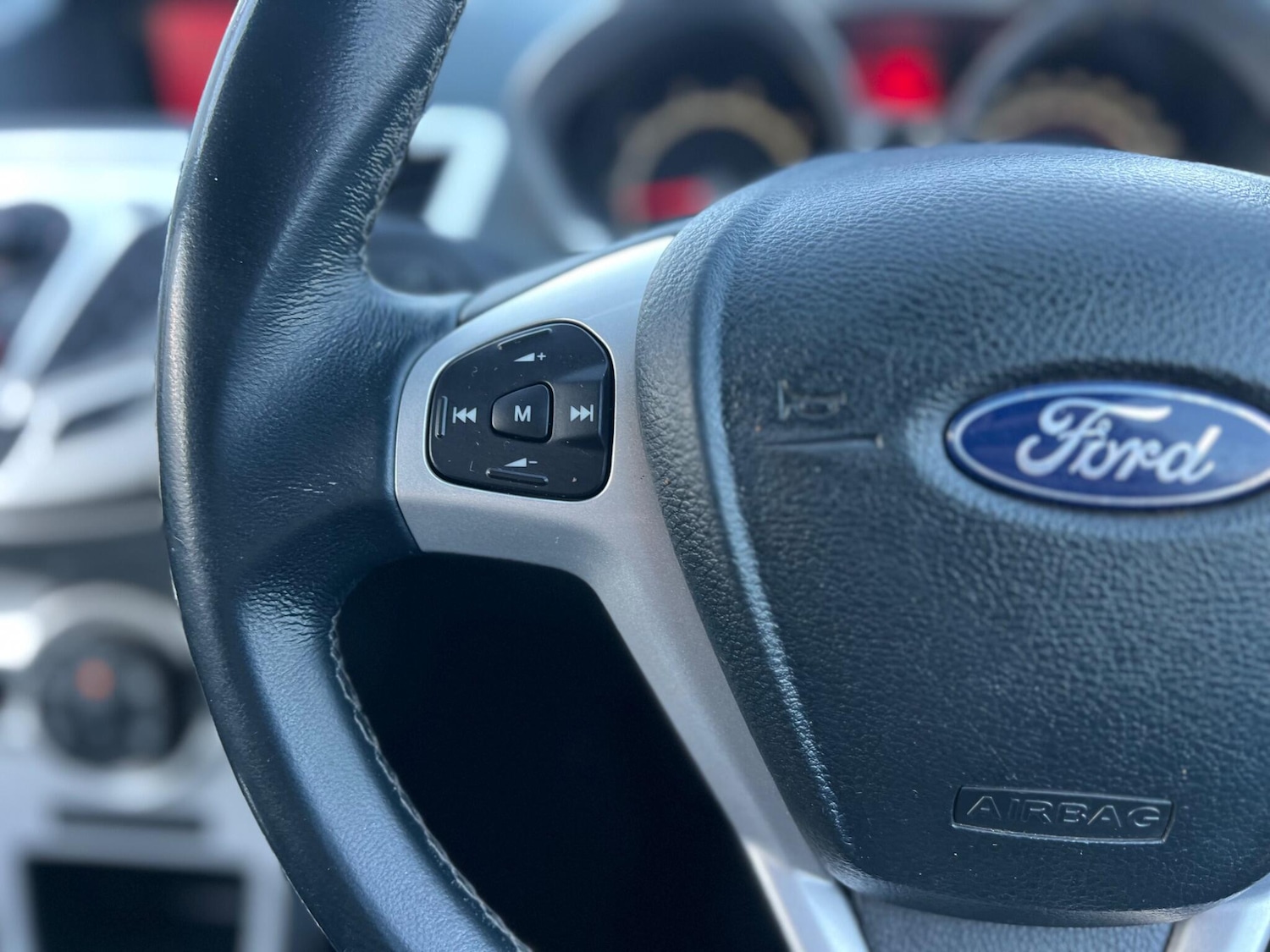 Used Ford Fiesta 2010 for sale - 76389010: Photo 13