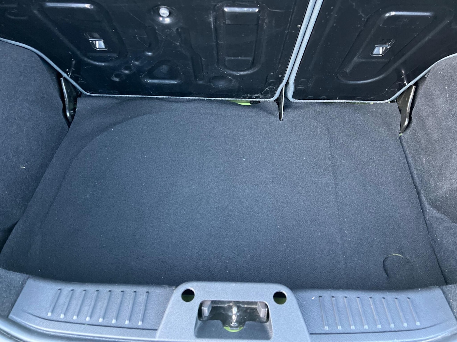 Used Ford Fiesta 2010 for sale - 76389010: Photo 8