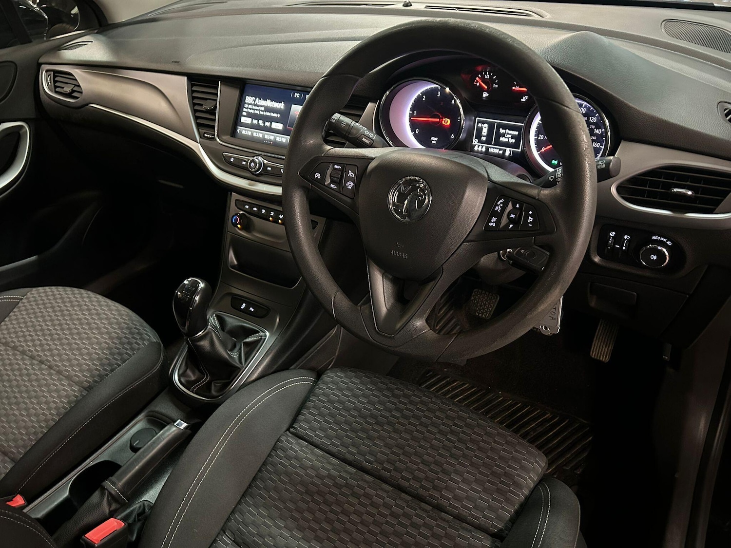 Used Vauxhall Astra for sale - 77484600: Photo 10