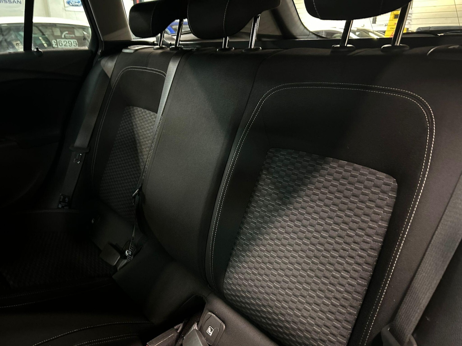 Used Vauxhall Astra for sale - 77484600: Photo 15