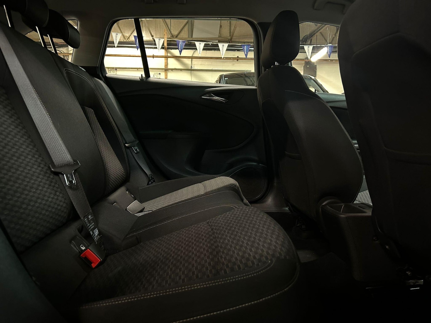 Used Vauxhall Astra for sale - 77484600: Photo 17