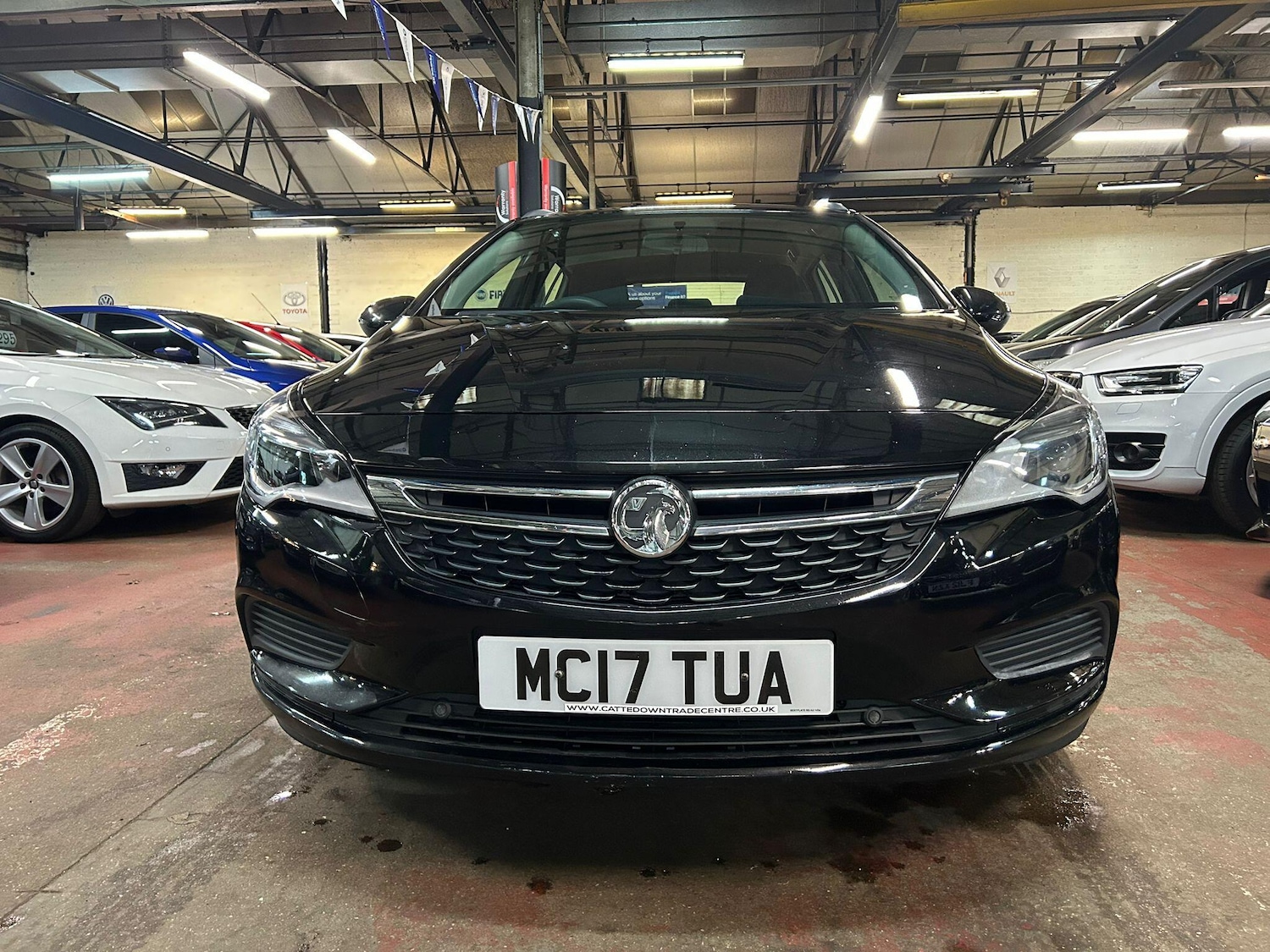 Used Vauxhall Astra for sale - 77484600: Photo 2