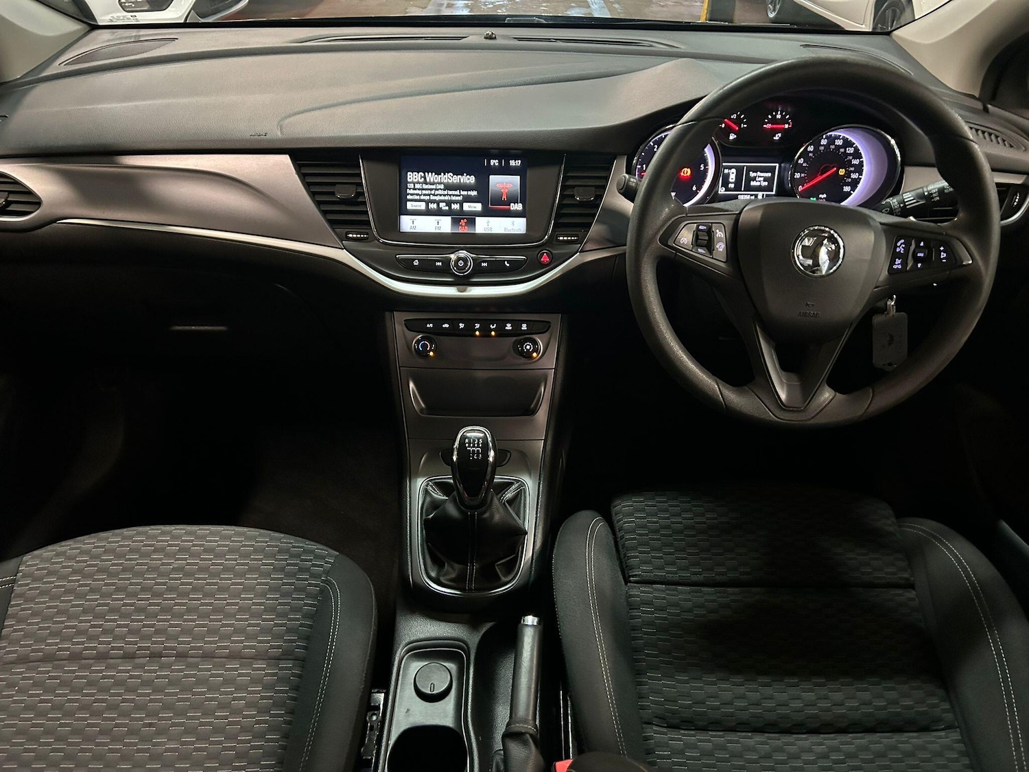 Used Vauxhall Astra for sale - 77484600: Photo 21