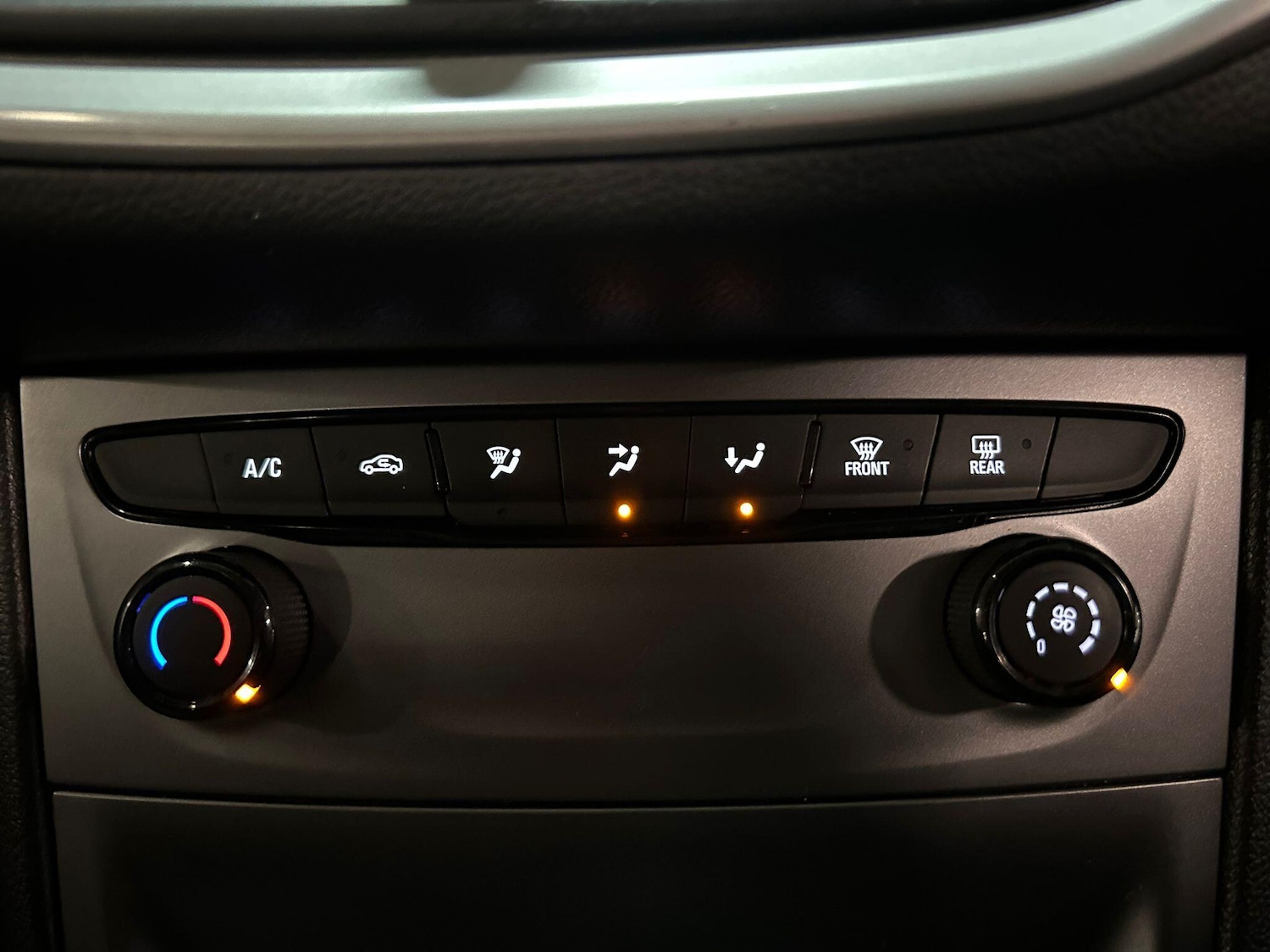 Used Vauxhall Astra for sale - 77484600: Photo 32