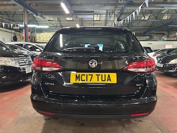 Used Vauxhall Astra 2017 for sale - 77484600: Photo