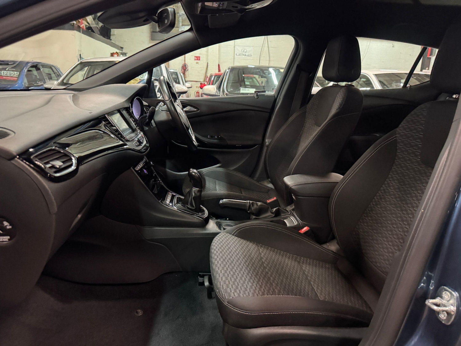 Used Vauxhall Astra 2017 for sale - 77799052: Photo 14