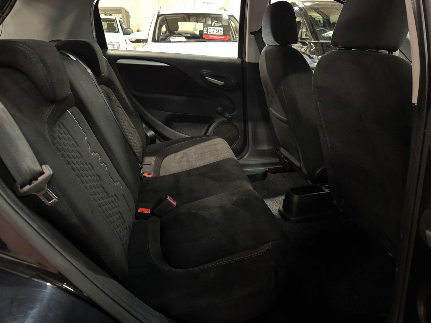 Used Fiat Punto 2015 for sale - 77315458: Photo 17