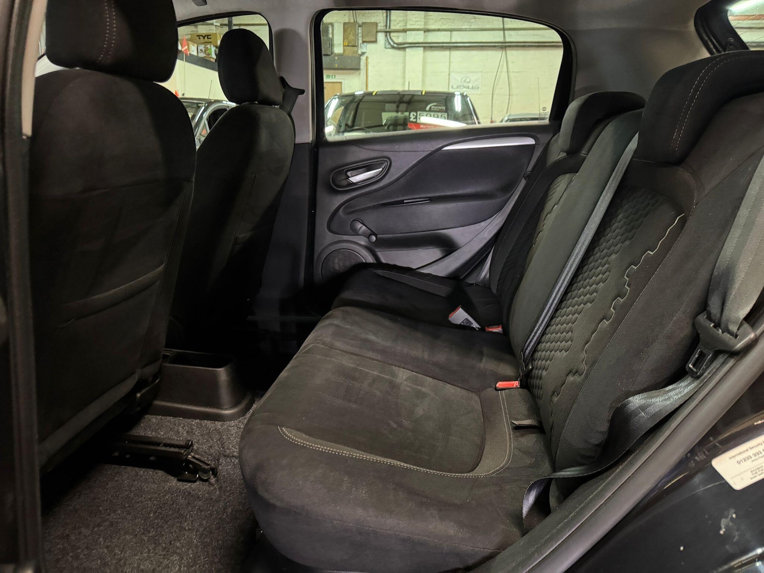 Used Fiat Punto 2015 for sale - 77315458: Photo 20