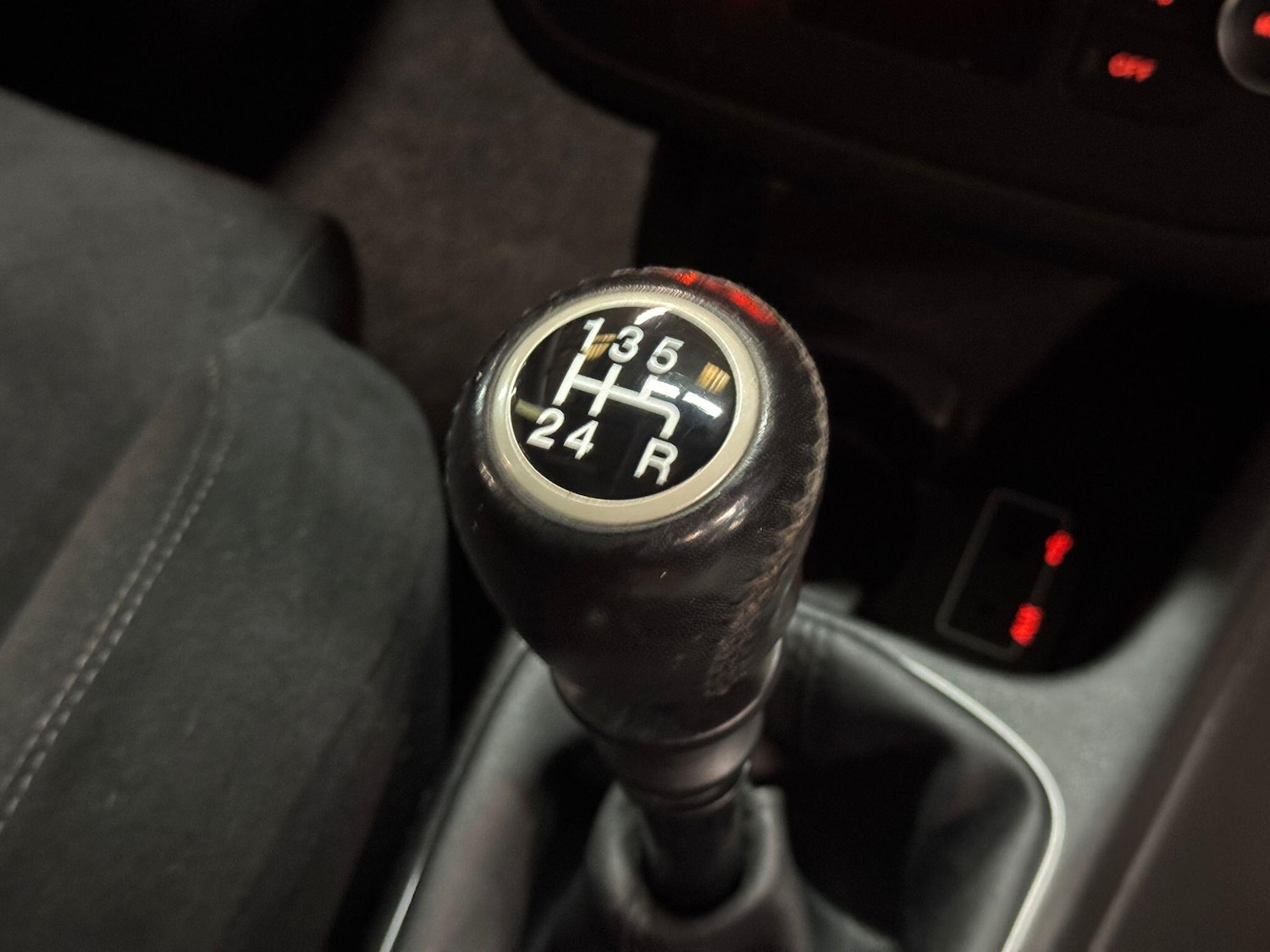 Used Fiat Punto 2015 for sale - 77315458: Photo 33