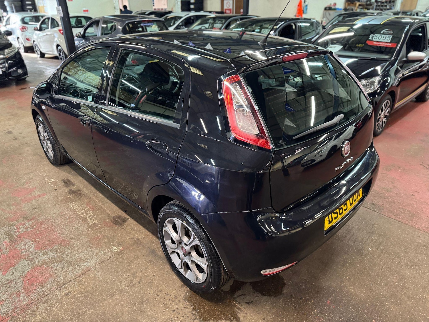 Used Fiat Punto 2015 for sale - 77315458: Photo 8