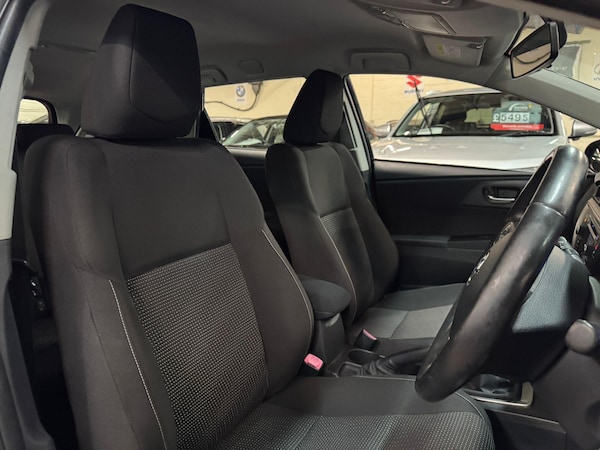 Used Toyota Auris 2013 for sale - 76306578: Photo 12