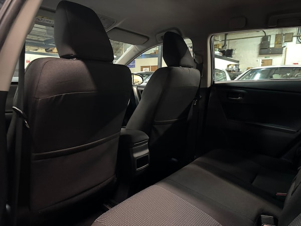 Used Toyota Auris 2013 for sale - 76306578: Photo 16
