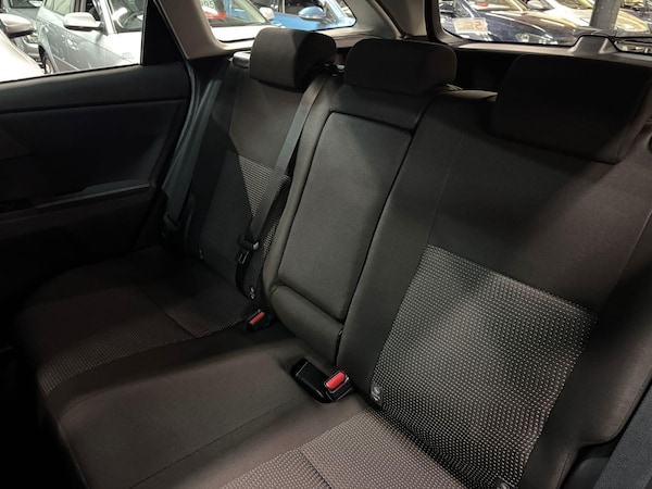 Used Toyota Auris 2013 for sale - 76306578: Photo 21