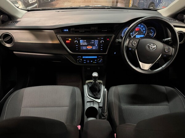 Used Toyota Auris 2013 for sale - 76306578: Photo 27