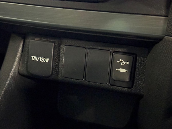 Used Toyota Auris 2013 for sale - 76306578: Photo 32