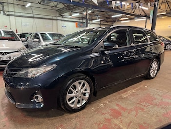 Used Toyota Auris 2013 for sale - 76306578: Photo 3