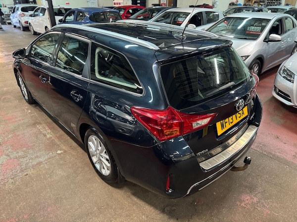 Used Toyota Auris 2013 for sale - 76306578: Photo 8