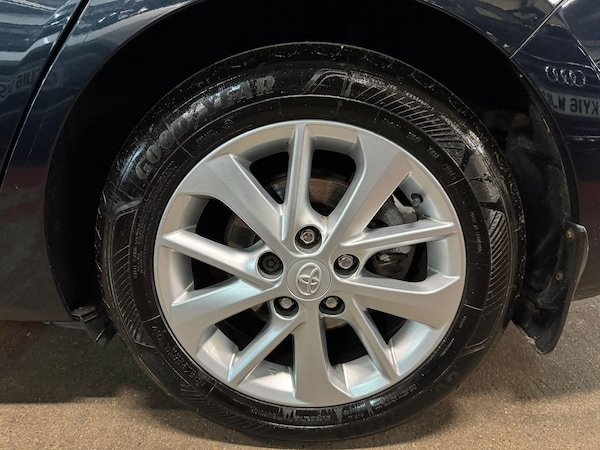 Used Toyota Auris 2013 for sale - 76306578: Photo 9