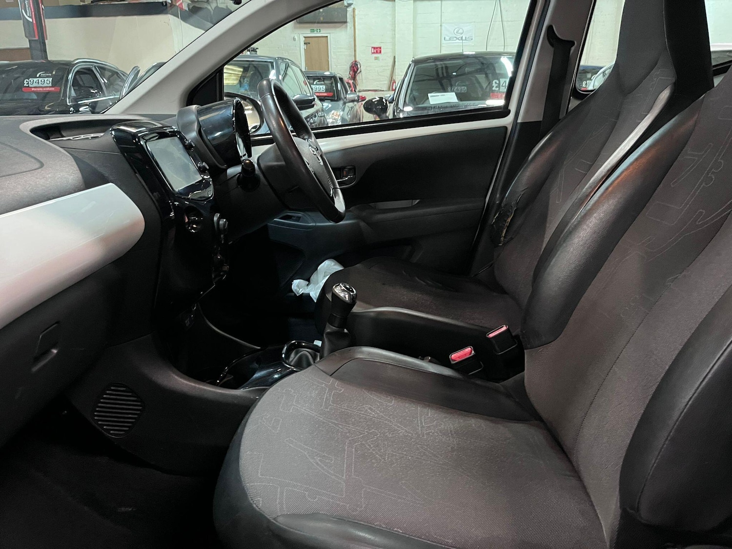 Used Toyota AYGO 2014 for sale - 77722696: Photo 17