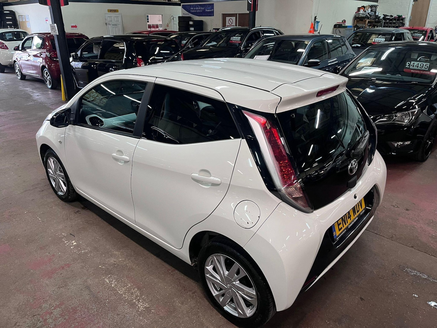 Used Toyota AYGO 2014 for sale - 77722696: Photo 9