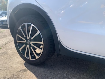 Used Suzuki Baleno 2016 for sale - 76013476: Photo 4