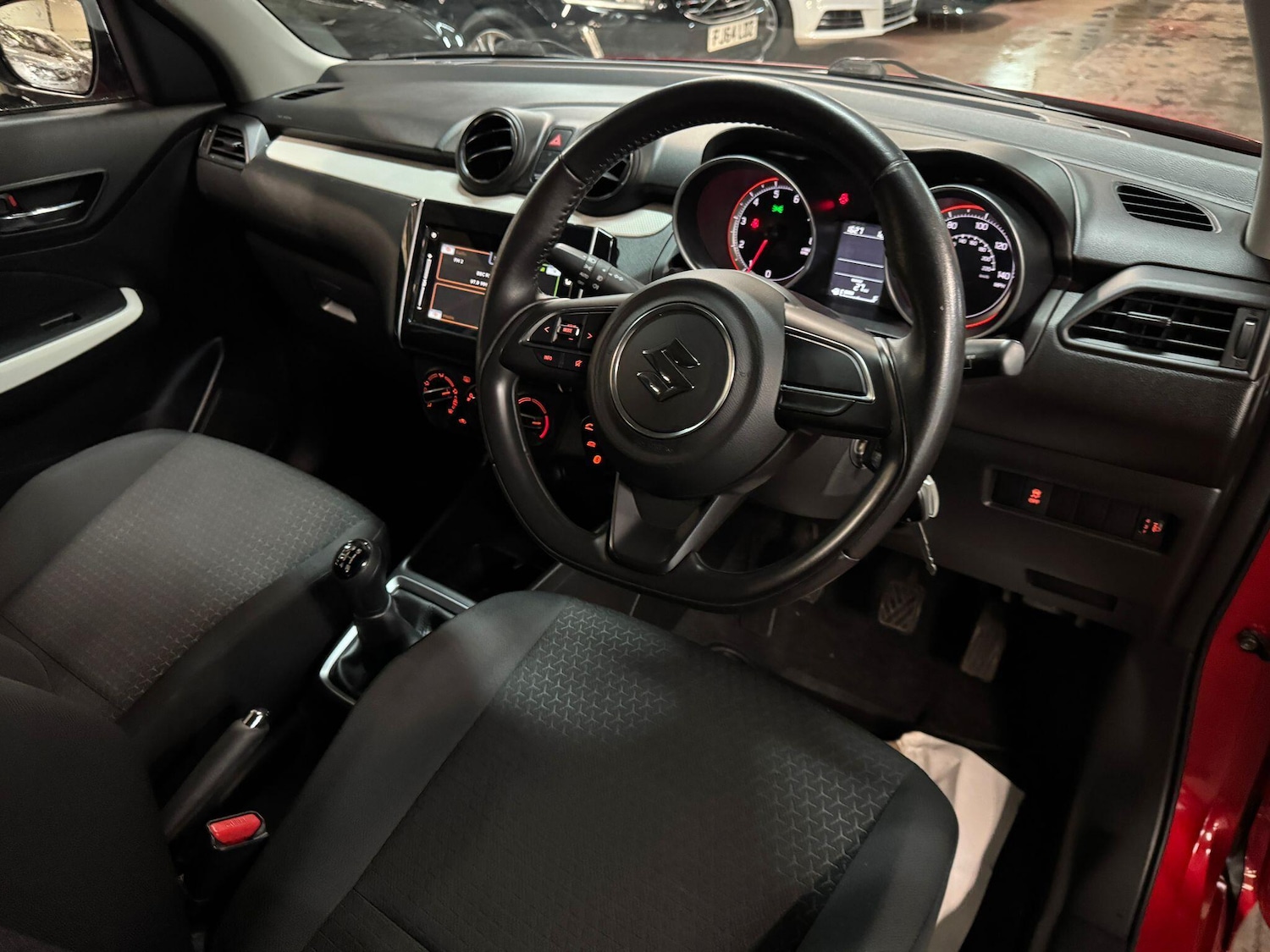 Used Suzuki Swift 2017 for sale - 77040646: Photo 12