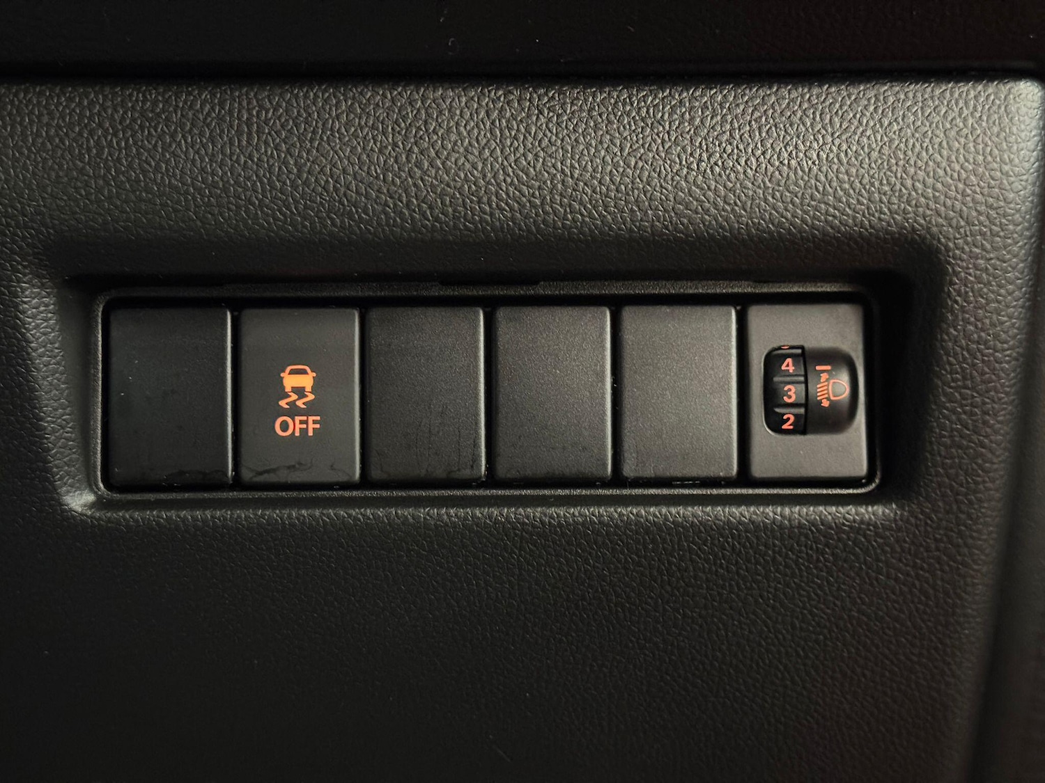 Used Suzuki Swift 2017 for sale - 77040646: Photo 28