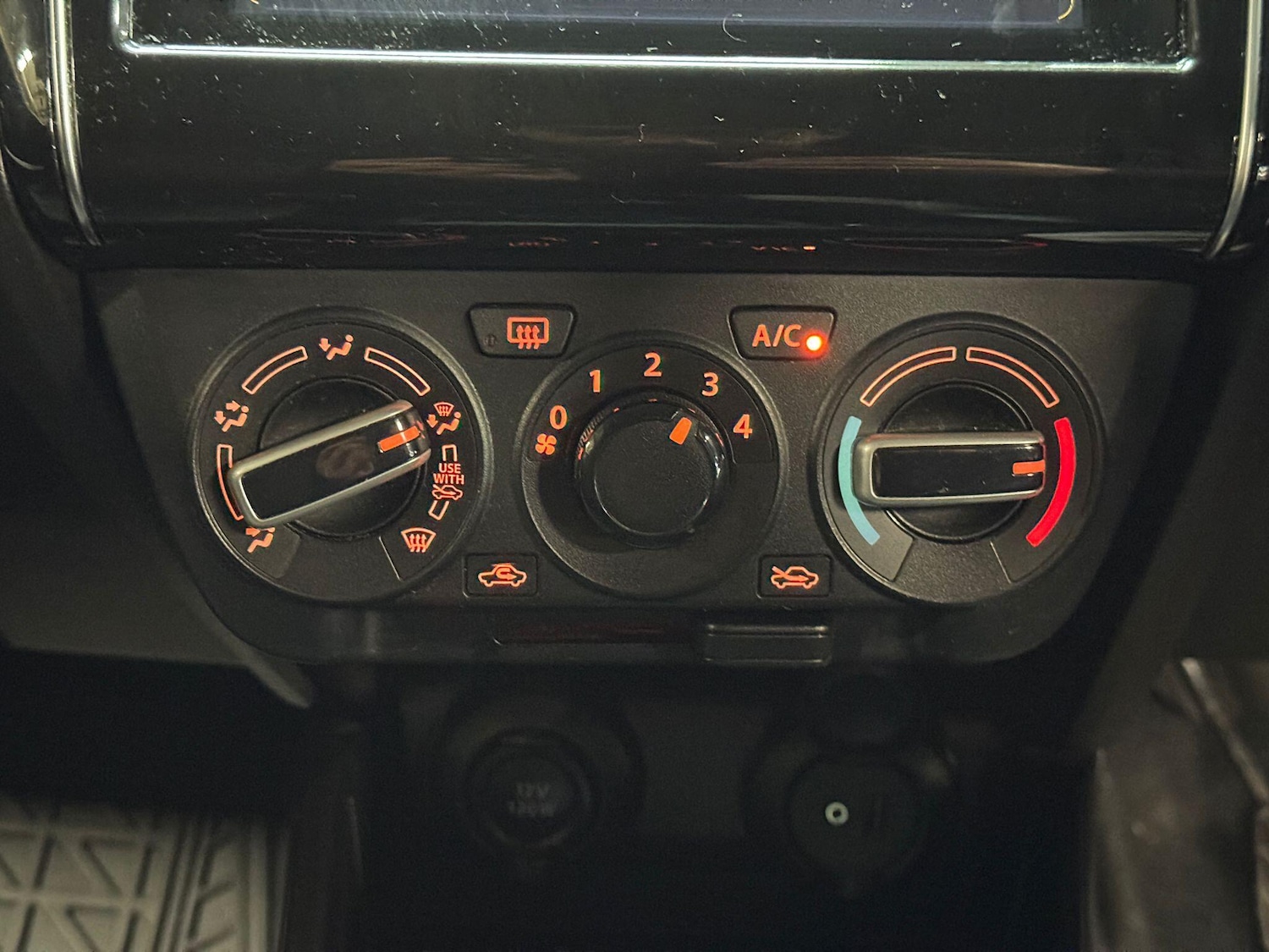 Used Suzuki Swift 2017 for sale - 77040646: Photo 33